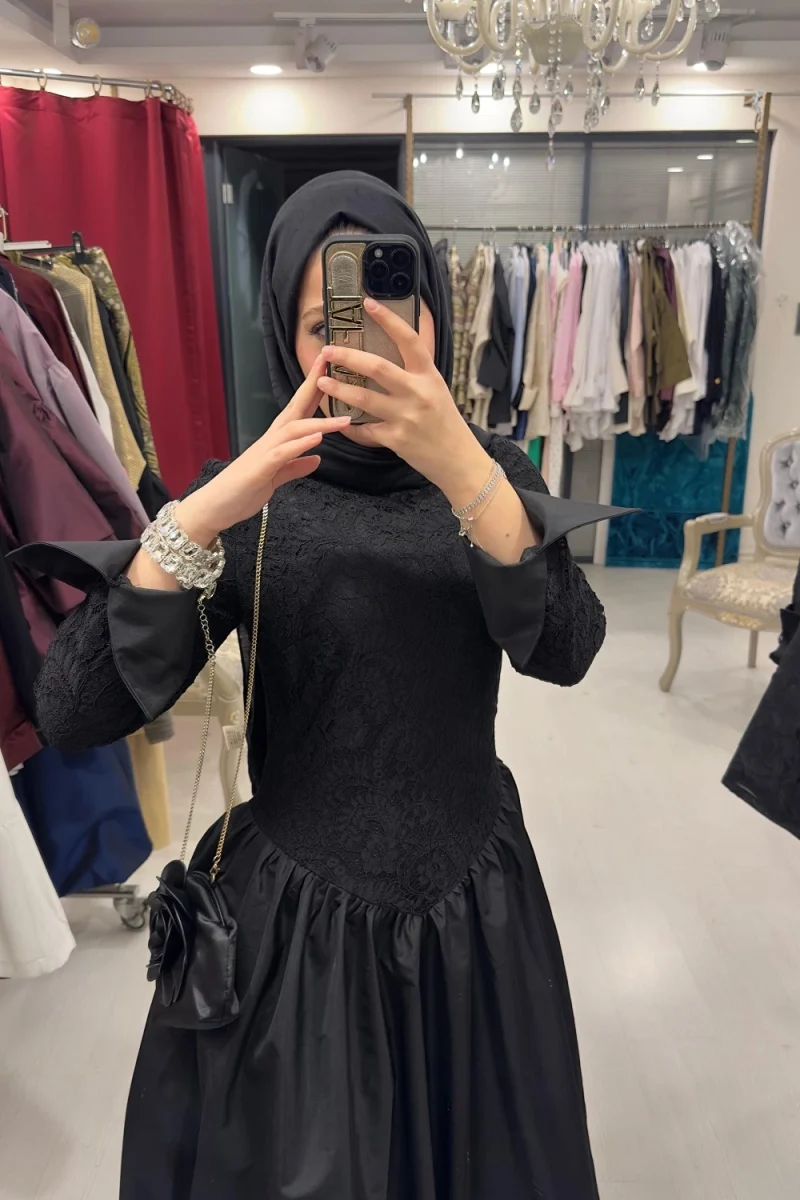 فساتين محتشمة